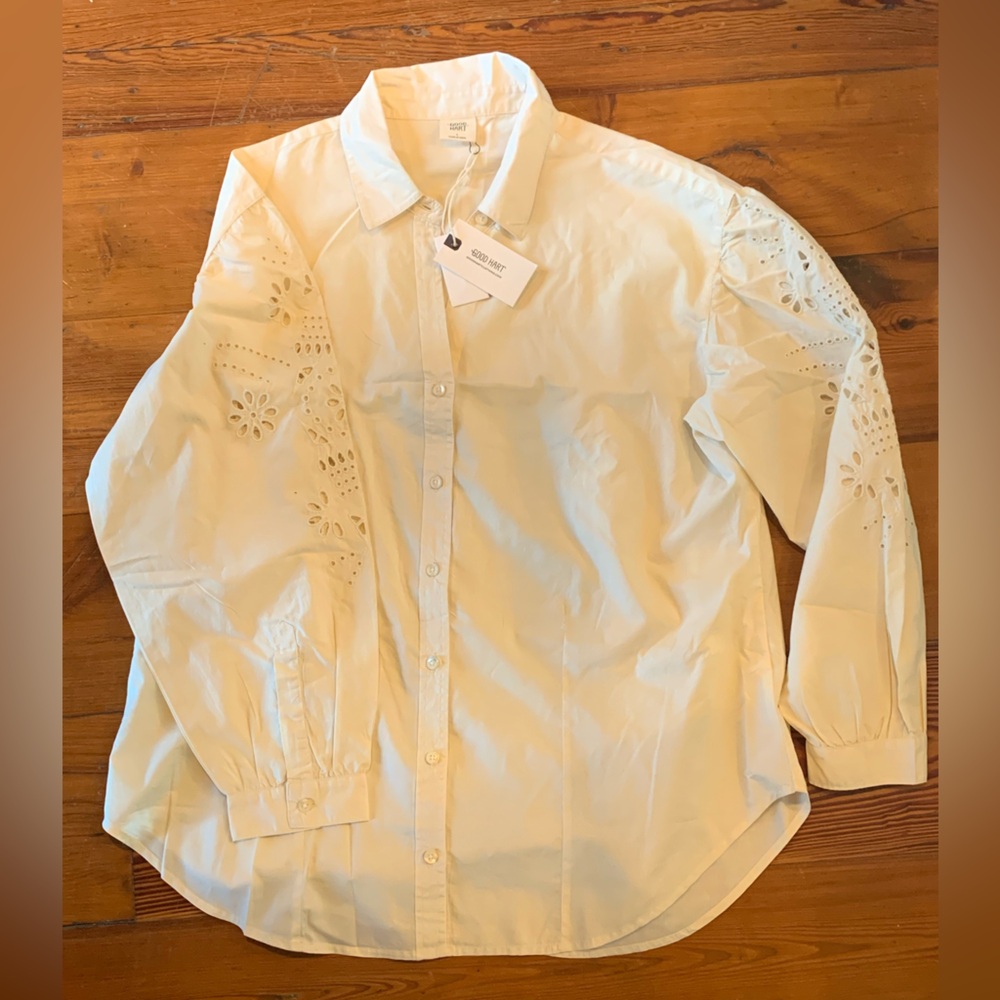 Matilda Jane Good Hart adult button down size large. New with tags.